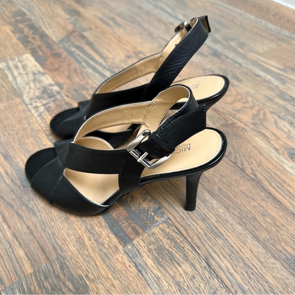 NWOT MICHAEL Michael Kors Black Heels - Picture 8 of 14